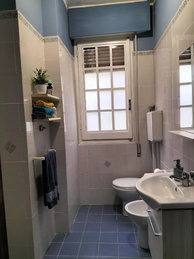 Holiday home Casa Gialla Intero Alloggio Piano Terra Quartu Sant Elena Sant'Andrea  Italy