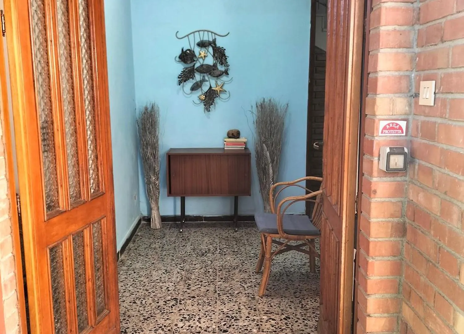 Holiday home Casa Gialla Intero Alloggio Piano Terra Quartu Sant Elena Sant'Andrea
